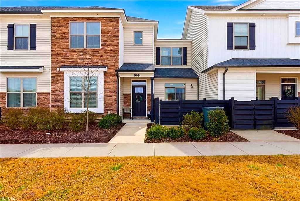 909 Kathy Ann WAY, CARROLLTON VA 23314 - Main photo