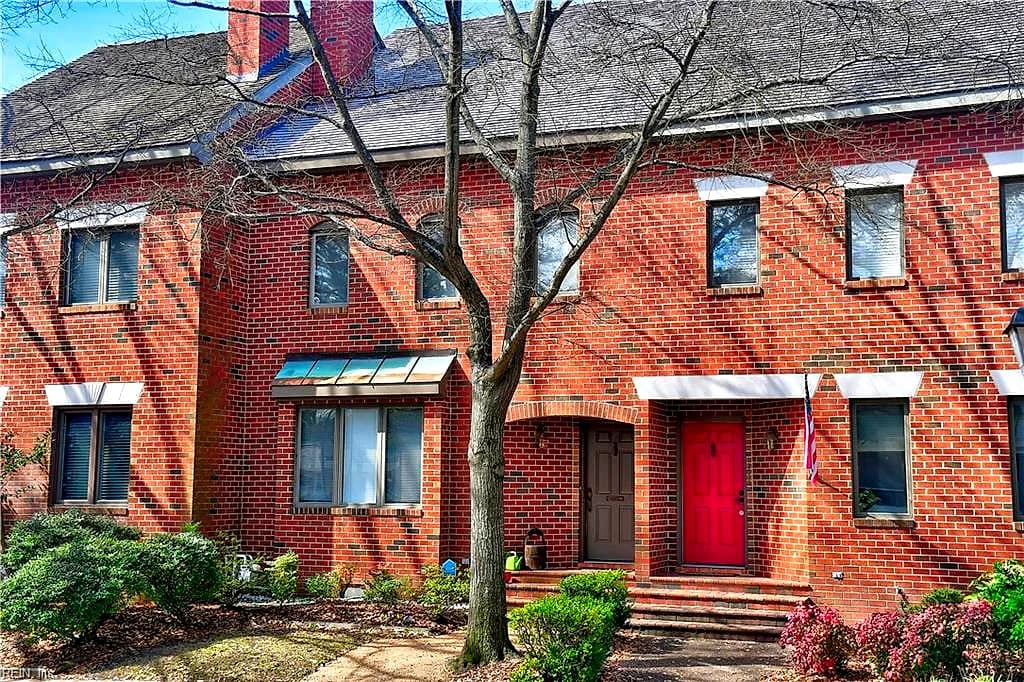 1301 LLEWELLYN AVE, NORFOLK VA 23517 - Photo 2