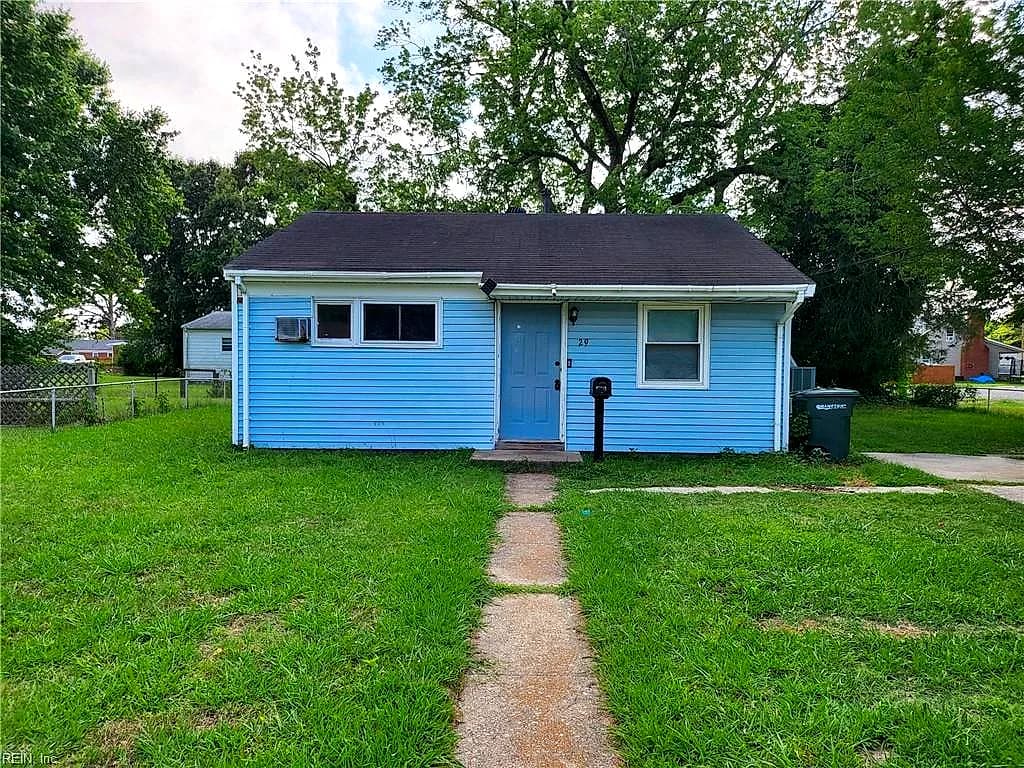 29 Shelton RD, HAMPTON VA 23663 - Photo 3