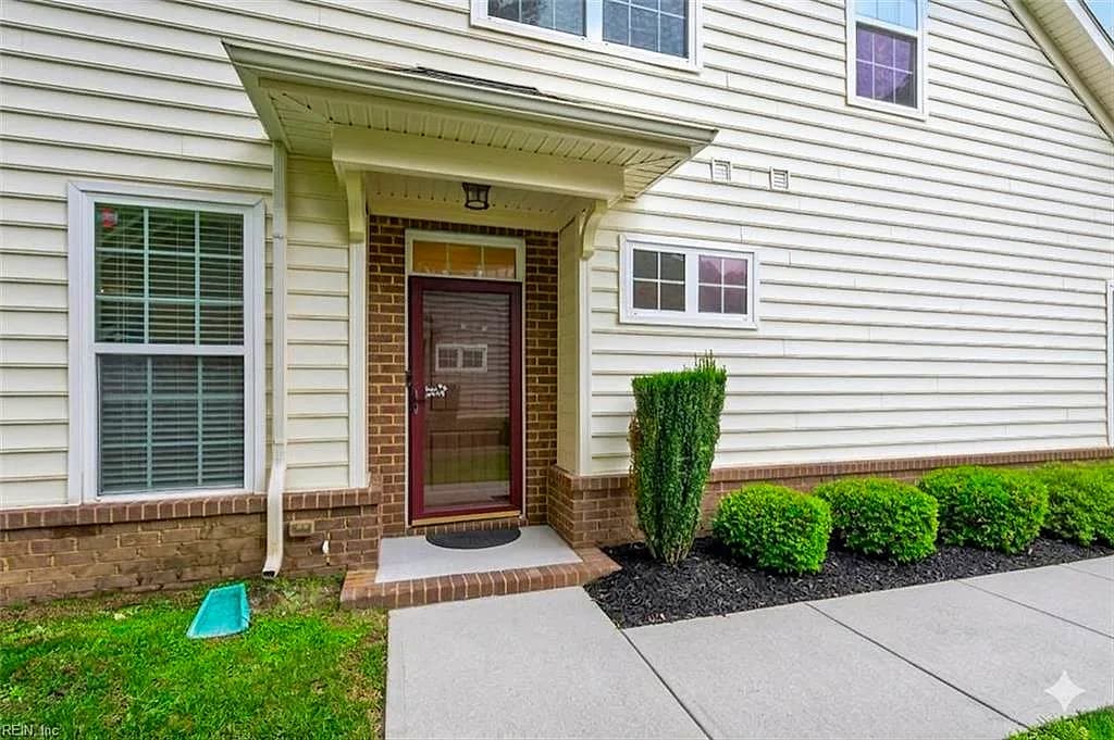 713 Tiffany Green CT, CHESAPEAKE VA 23320 - Photo 4