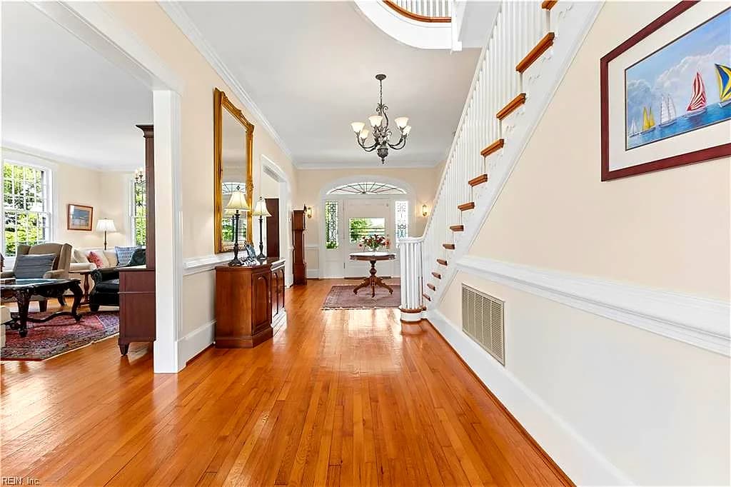 609 Bridge ST, HAMPTON VA 23669 - Photo 5