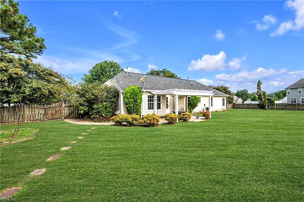 109 Hillside AVE, SUFFOLK VA 23434 - Photo 5