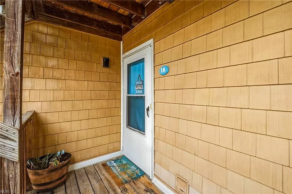 1634 E Ocean View AVE #1A, NORFOLK VA 23503 - Photo 3