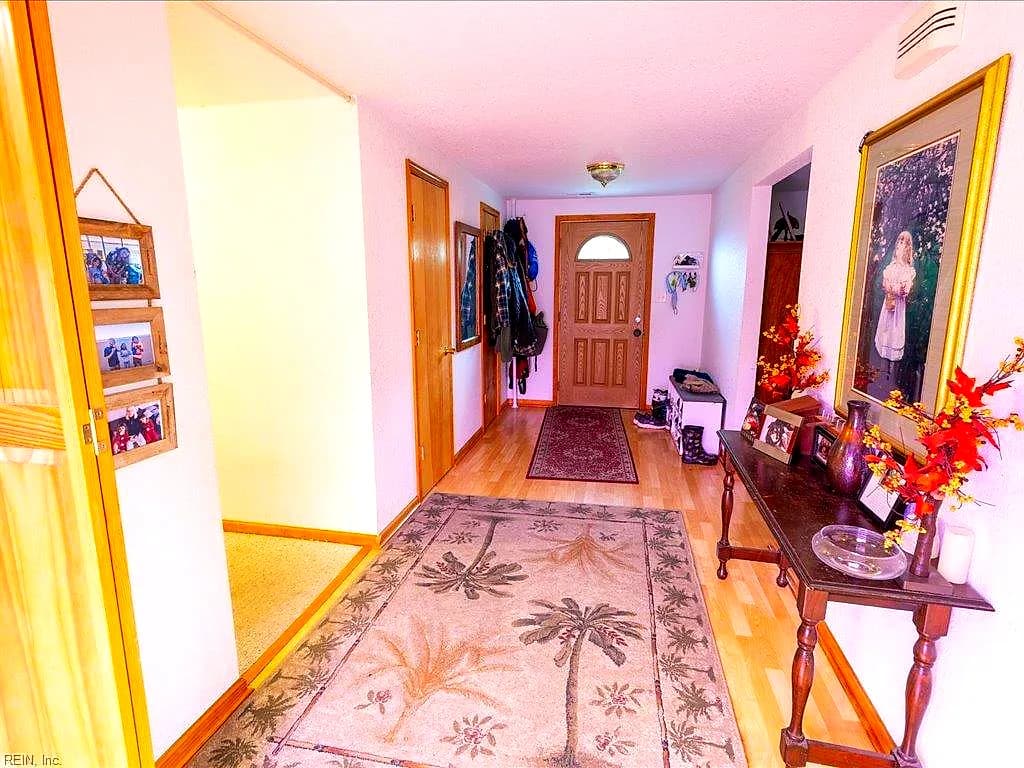 1336 Blackwater RD, CHESAPEAKE VA 23322 - Photo 4