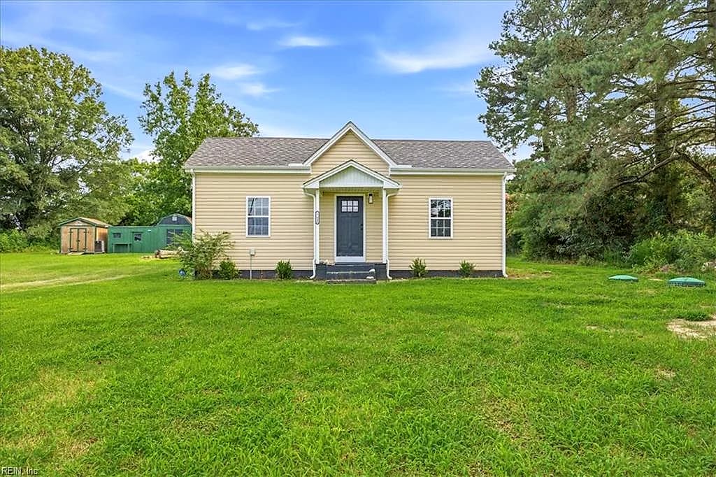 17040 White Marsh RD, SURRY VA 23883 - Photo 3