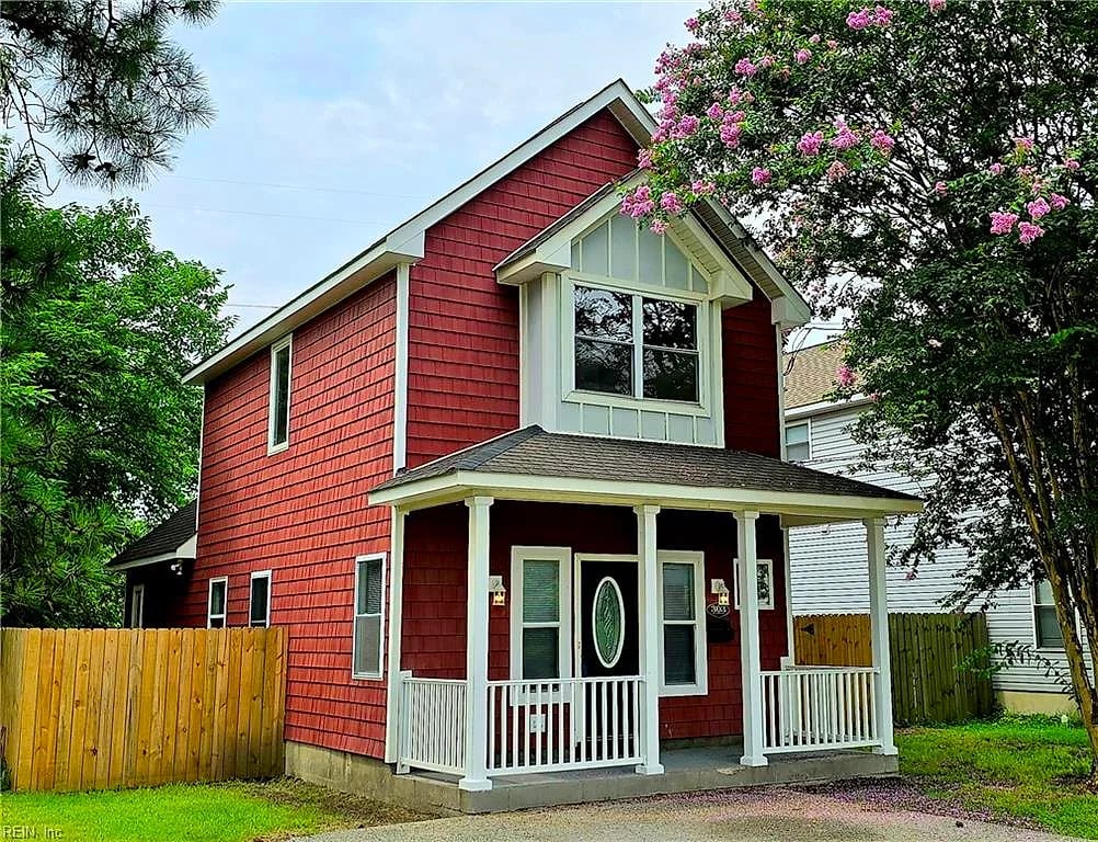 303 Duke ST, Suffolk — 3 bed Residential, 1,224 sqft