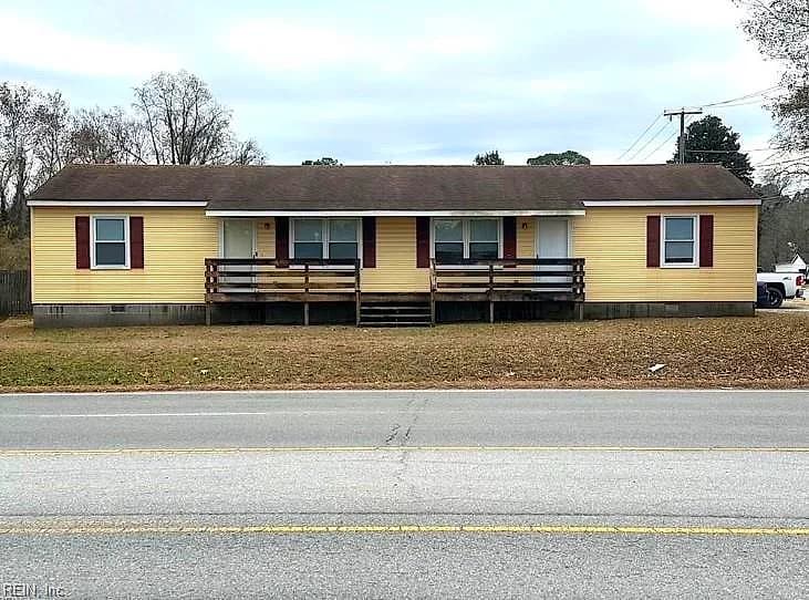 308 Elizabeth ST, SUFFOLK VA 23434 - Photo 2