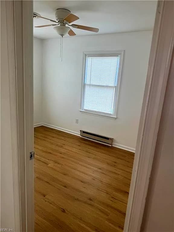 308 Elizabeth ST, SUFFOLK VA 23434 - Photo 4