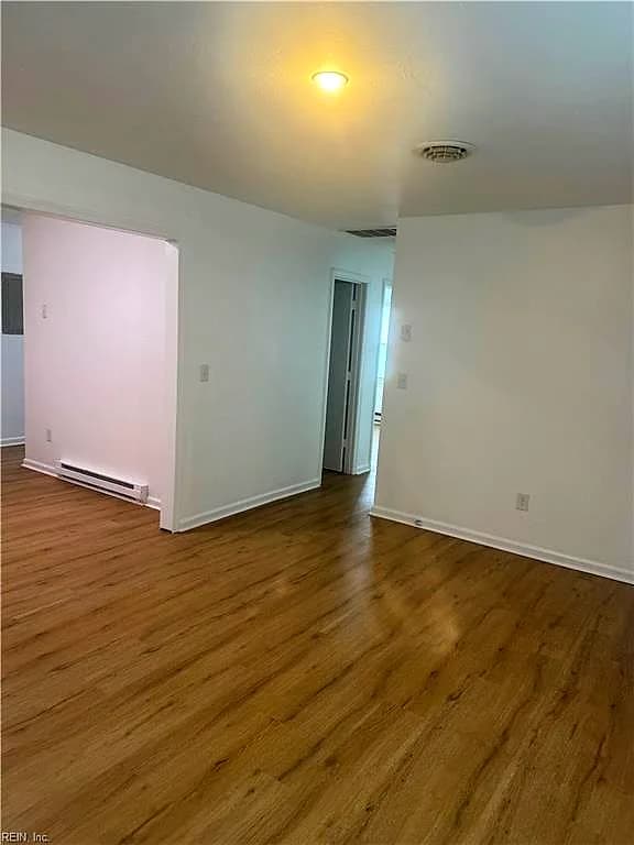 308 Elizabeth ST, SUFFOLK VA 23434 - Photo 5