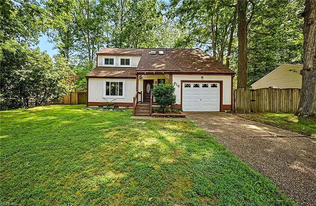 316 Heacox LN, NEWPORT NEWS VA 23608 - Photo 4