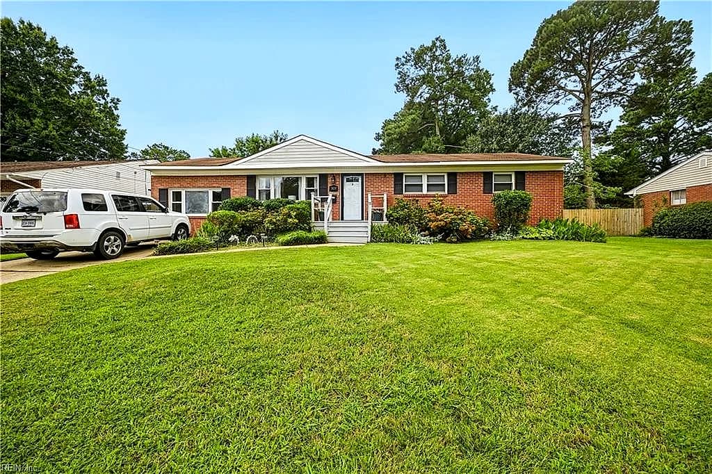 3829 Honeytree LN, VIRGINIA BEACH VA 23452 - Photo 3