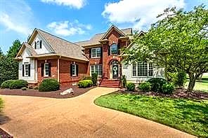104 Taylor Farm LN, YORKTOWN VA 23693 - Photo 3