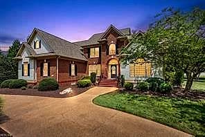104 Taylor Farm LN, YORKTOWN VA 23693 - Photo 4