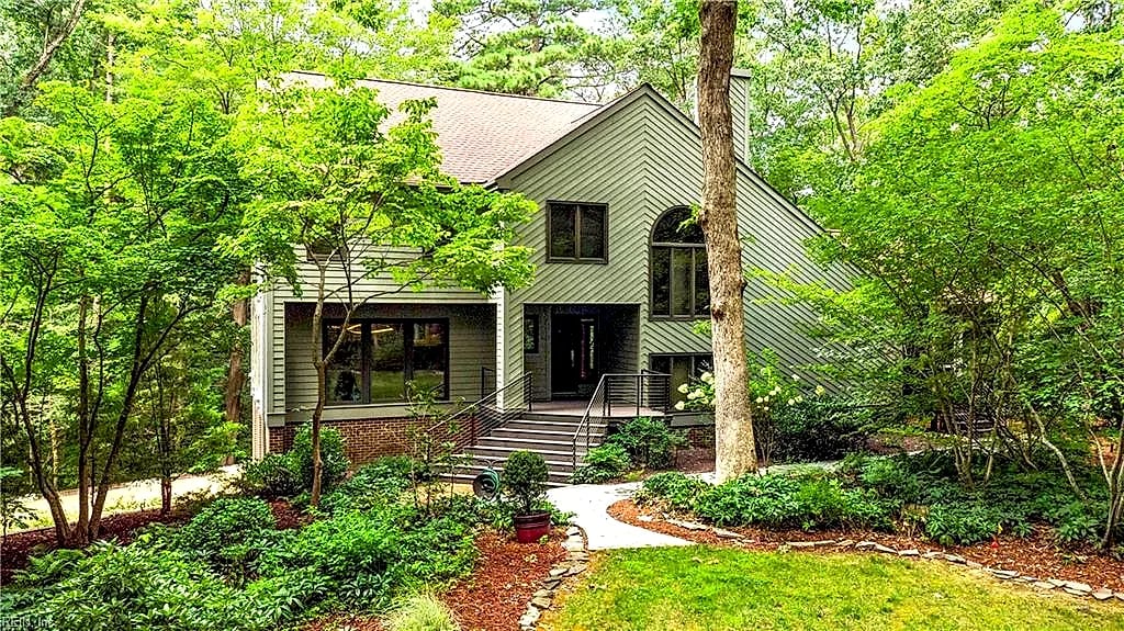 109 Colberts Trce, Yorktown, VA