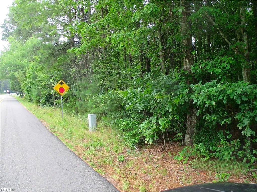 5701 Old Union RD, Charles City — Land and Farms
