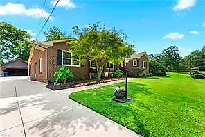 12 Everett DR, NEWPORT NEWS VA 23602 - Photo 5