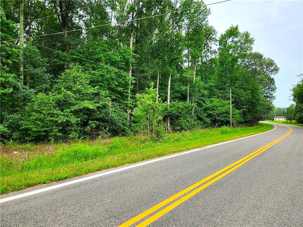 3.98AC Wayside RD, Charles City — Land and Farms