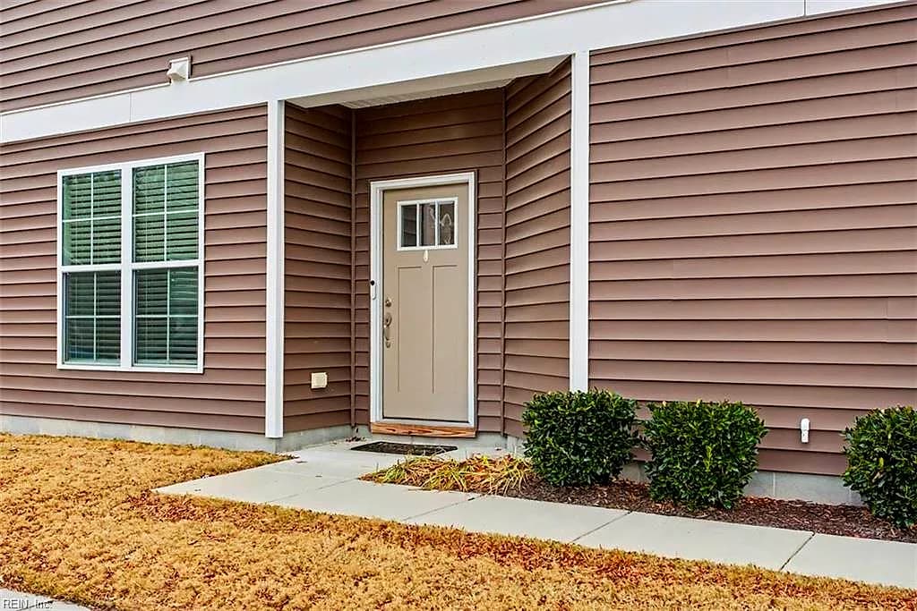 1201 Jadens WAY, CHESAPEAKE VA 23320 - Photo 3