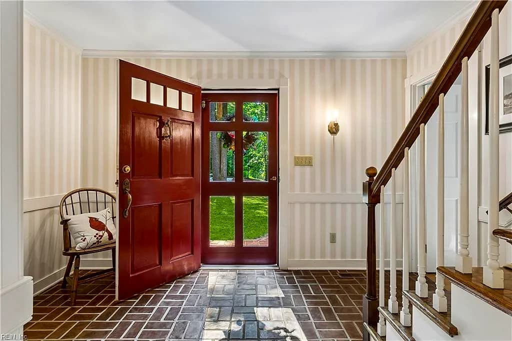 306 Buford RD, WILLIAMSBURG VA 23188 - Photo 4