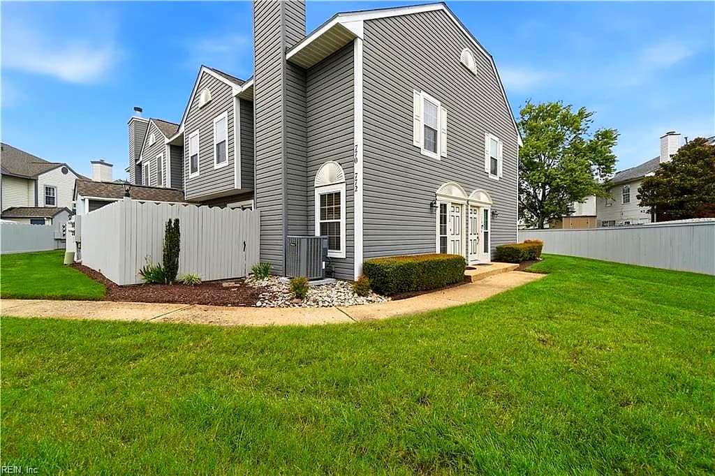 772 Ridge CIR, CHESAPEAKE VA 23320 - Photo 3