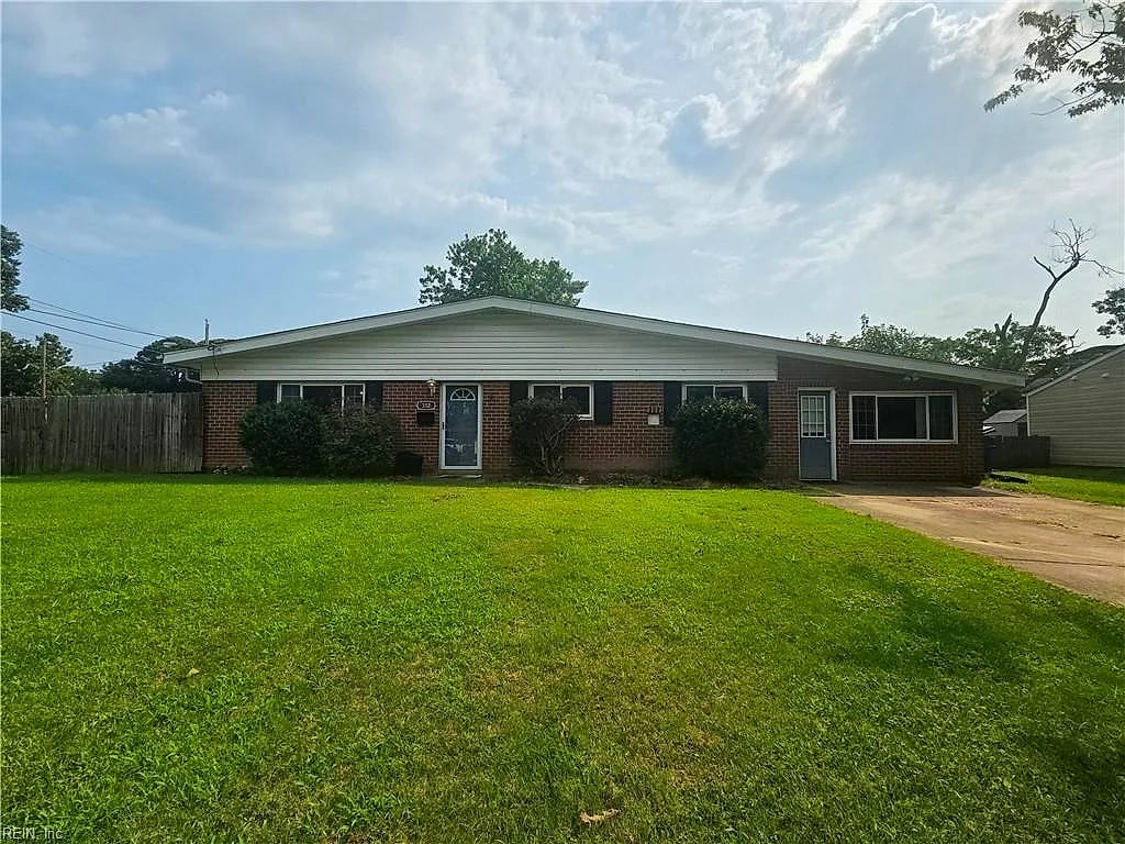 312 Appian AVE, VIRGINIA BEACH VA 23452