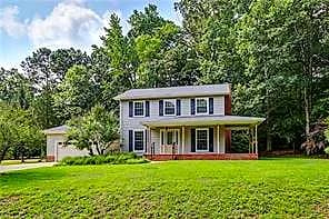 103 Robertson ST, WILLIAMSBURG VA 23185 - Photo 2