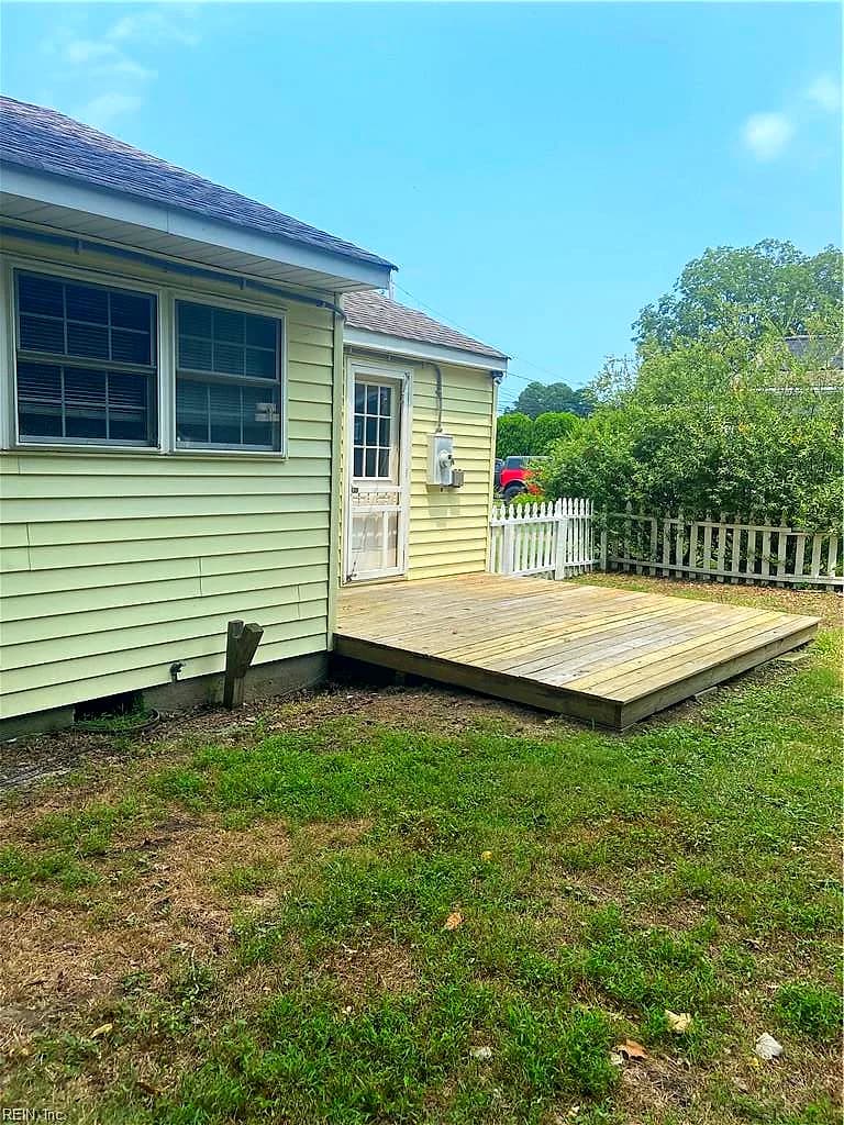 1632 Janke RD, VIRGINIA BEACH VA 23455 - Photo 3
