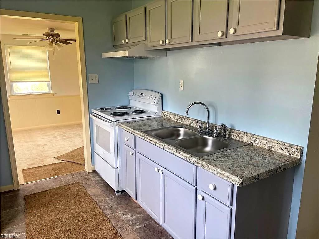 1632 Janke RD, VIRGINIA BEACH VA 23455 - Photo 4