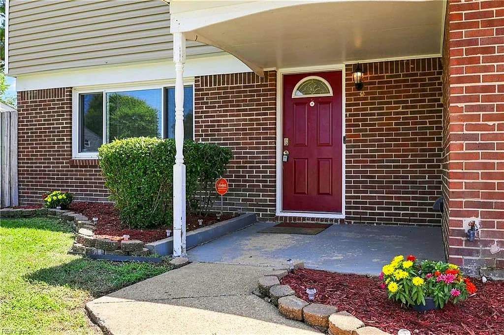 3329 Guenevere DR, CHESAPEAKE VA 23323 - Photo 4