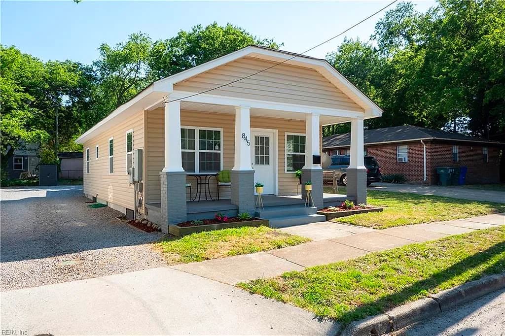 845 W 50th ST, NORFOLK VA 23508 - Photo 3