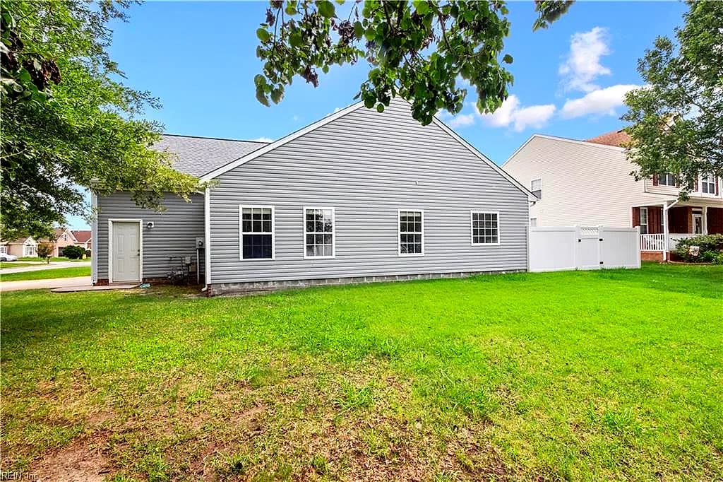 917 Avery WAY, VIRGINIA BEACH VA 23464 - Photo 5