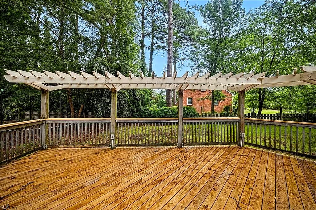 3834 Karlin CIR, NORFOLK VA 23502 - Photo 2