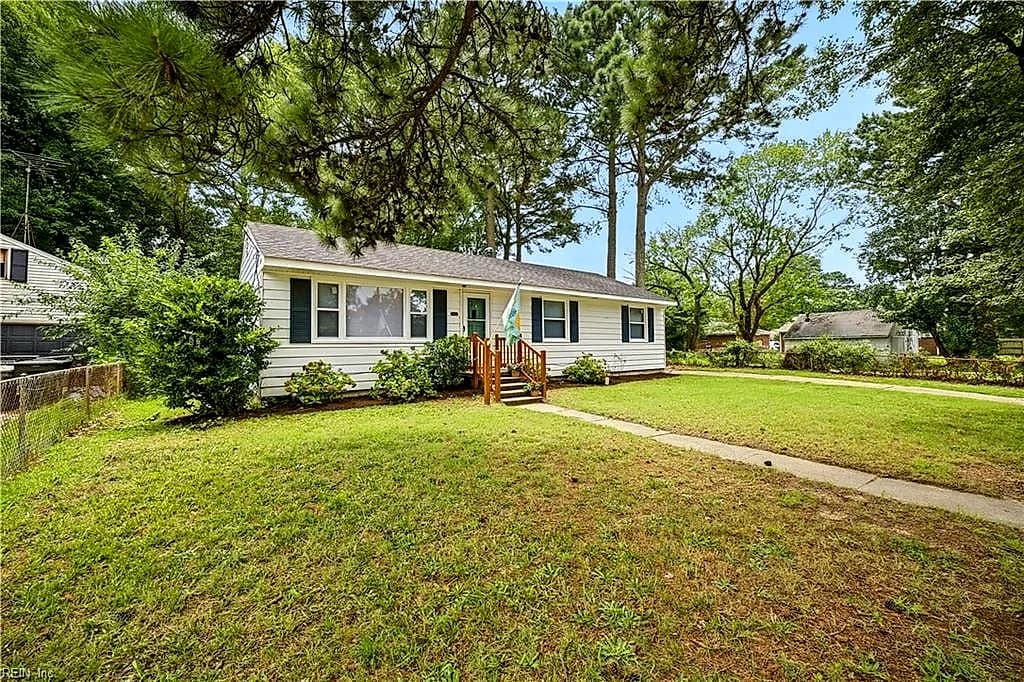 3421 W Weaver RD, HAMPTON VA 23666 - Photo 3