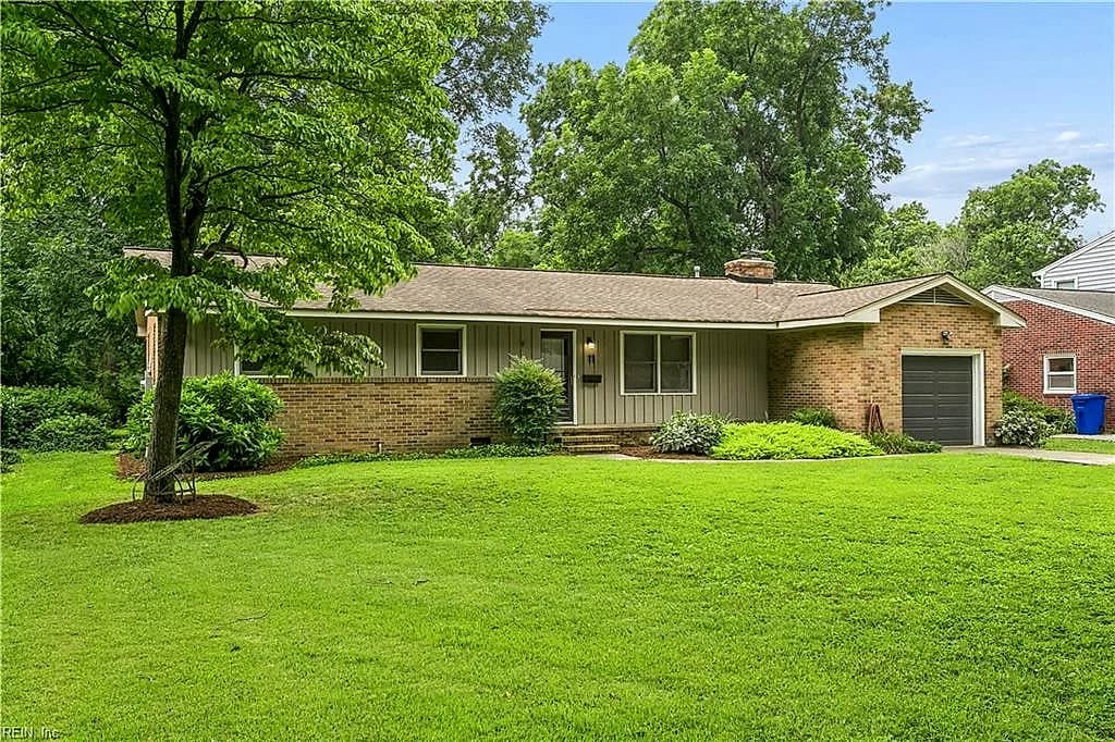 11 Miller RD, NEWPORT NEWS VA 23602 - Photo 5