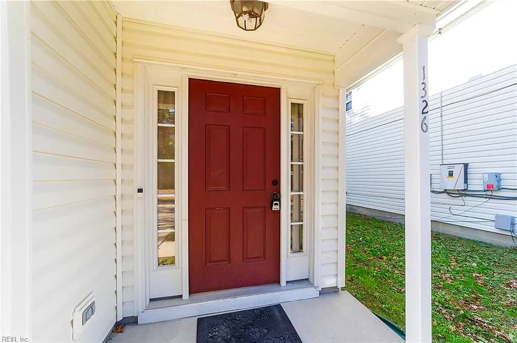 1326 Deep Creek BLVD, CHESAPEAKE VA 23323 - Photo 3
