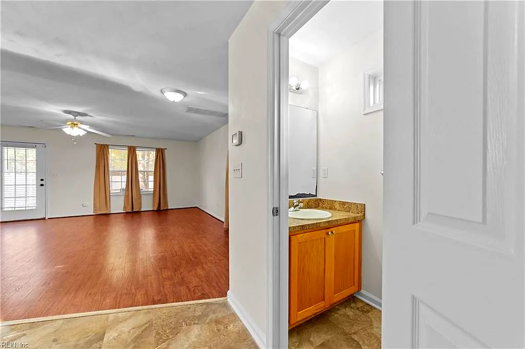 1326 Deep Creek BLVD, CHESAPEAKE VA 23323 - Photo 4