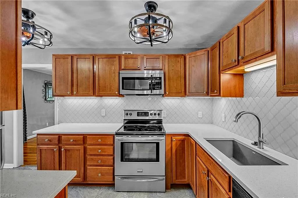 1525 Baychester AVE, NORFOLK VA 23503 - Photo 4