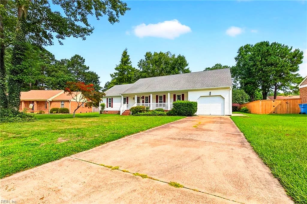 920 Bellingham DR, Chesapeake — 4 bed Residential, 1,875 sqft