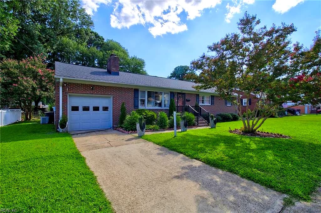 105 Marcella RD, HAMPTON VA 23666 - Photo 3