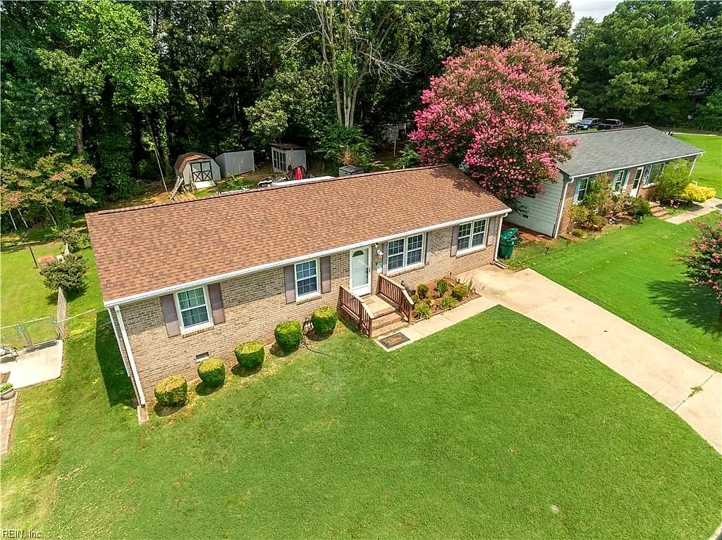 108 Sylvia LN, NEWPORT NEWS VA 23602 - Photo 3