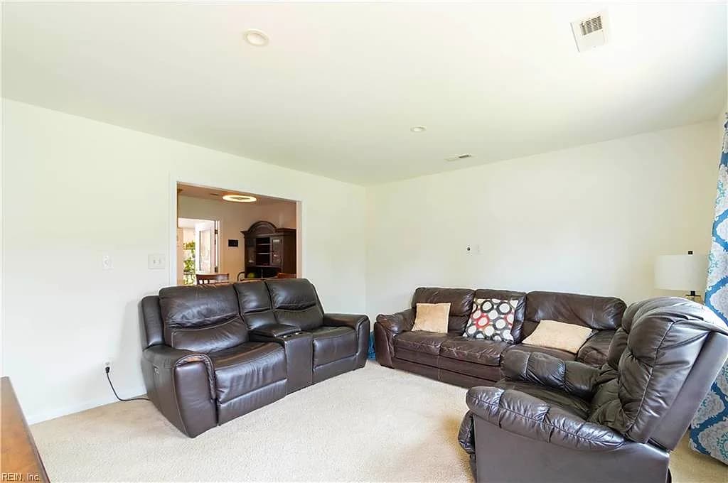 108 Sylvia LN, NEWPORT NEWS VA 23602 - Photo 5
