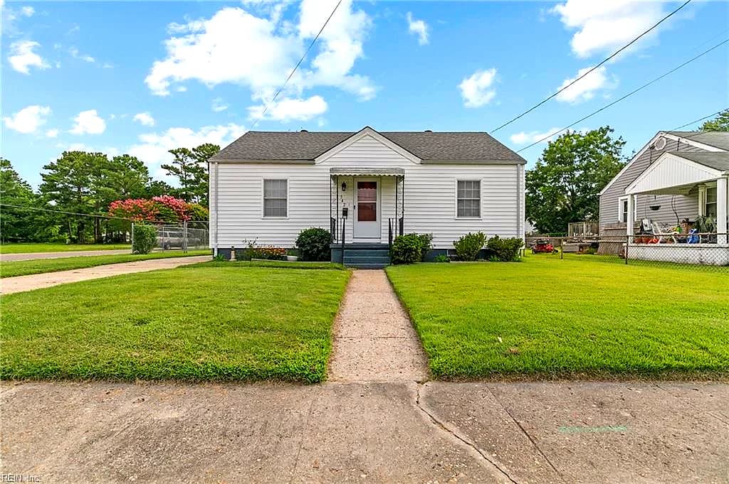 342 Darby AVE, HAMPTON VA 23663 - Photo 3