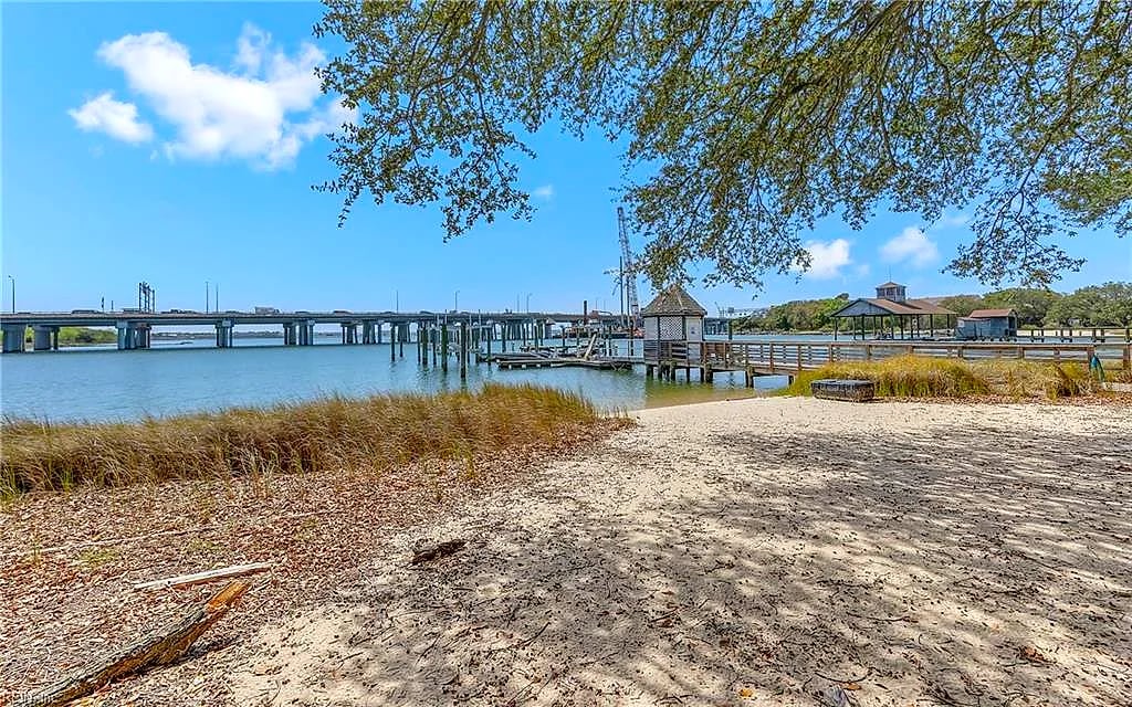 785 W Ocean View AVE, NORFOLK VA 23503