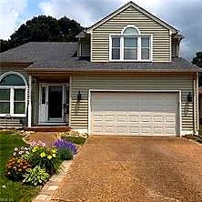 853 Yorkshire LN, NEWPORT NEWS VA 23608