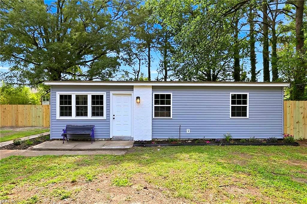 4328 Fontana AVE, CHESAPEAKE VA 23325