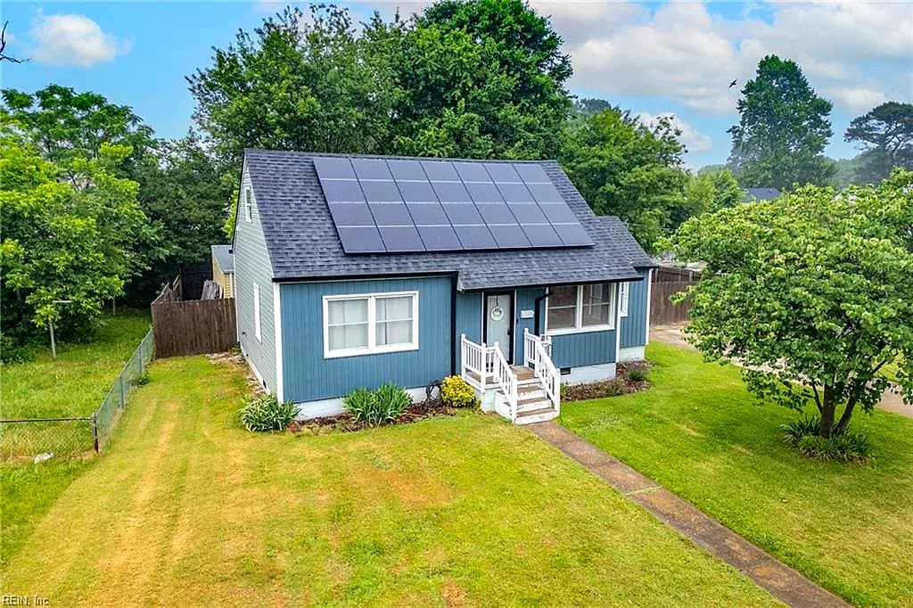 2304 Elaine AVE, NORFOLK VA 23518 - Main photo