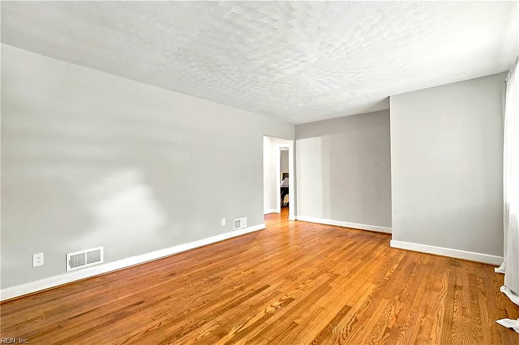 5547 Levine CT, NORFOLK VA 23502 - Photo 4