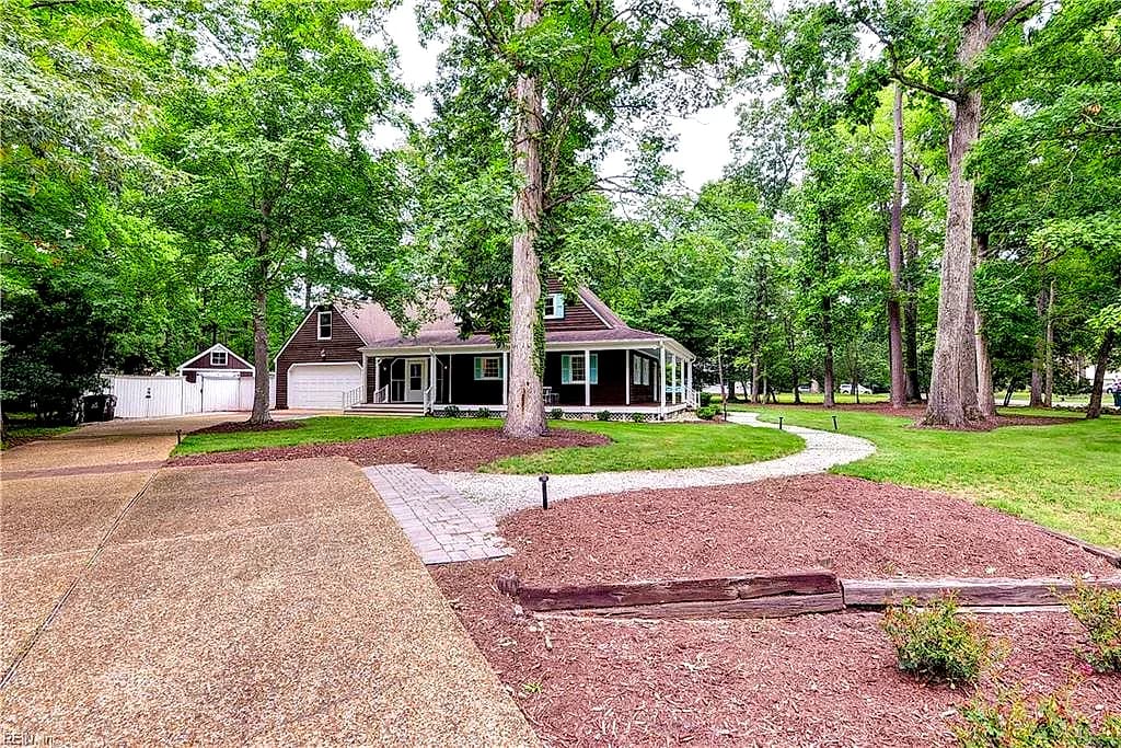 113 Evergreen WAY, WILLIAMSBURG VA 23185 - Photo 2
