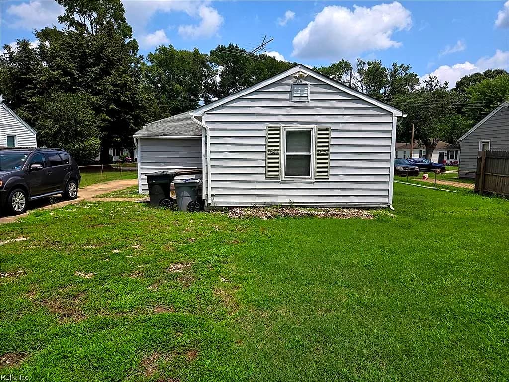 710 Norwood CIR, HAMPTON VA 23681 - Photo 3