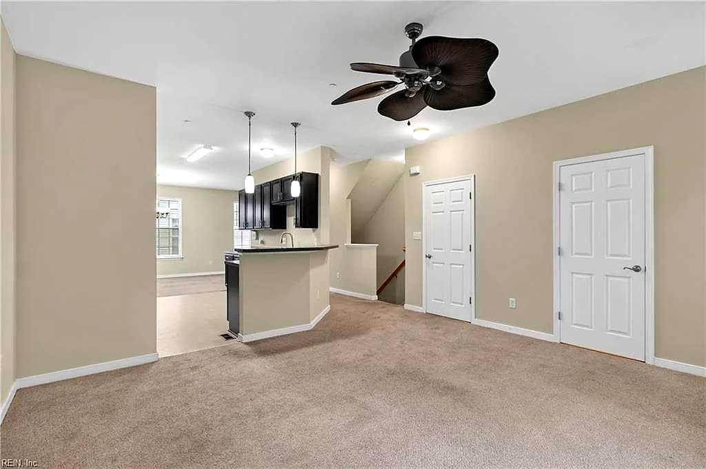 166 Hemisphere CIR, NEWPORT NEWS VA 23601 - Photo 5